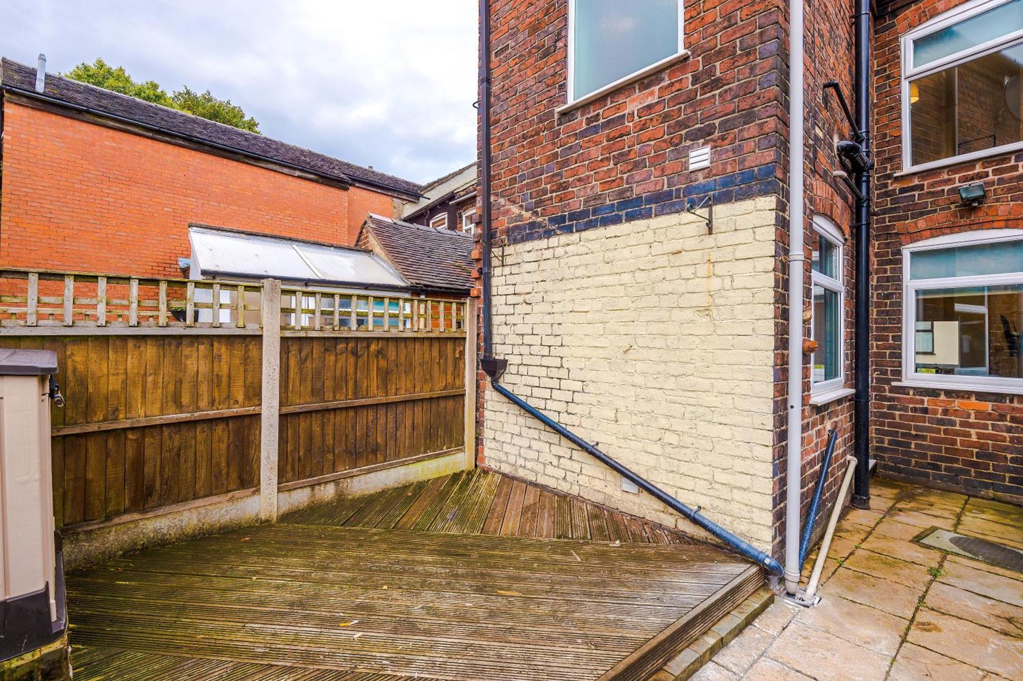 Oxford House By Yourstays - 3 Bedroom House In Newcastle-Under-Lyme Stoke-on-Trent エクステリア 写真